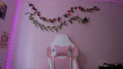 Snapshot of gaby_vandriel chatting on 04/01/26, 04:37 GABRIELA online show from 04/01/26, 04:37