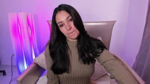 Gabriela online show from 12/03/24, 05:45