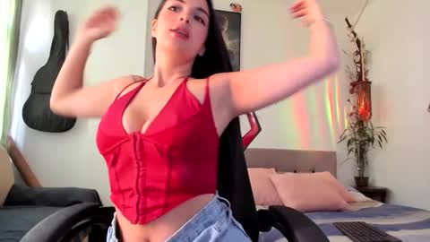 Snapshot of gabyaridiii chatting on 04/28/26, 03:39 gabyaridiii online show from 04/28/26, 03:39
