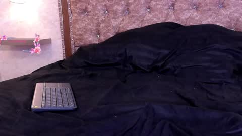 Snapshot of gabydesire chatting on 01/22/25, 04:23 GABY DESIRE online show from 01/22/25, 04:23