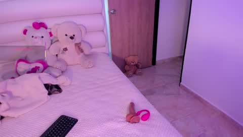 Snapshot of gabydesire chatting on 09/29/25, 05:23 GABY DESIRE online show from 09/29/25, 05:23