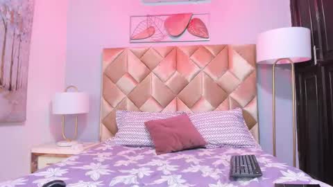 Snapshot of gabyevans4 chatting on 03/18/26, 01:03 GabyEvans online show from 03/18/26, 01:03