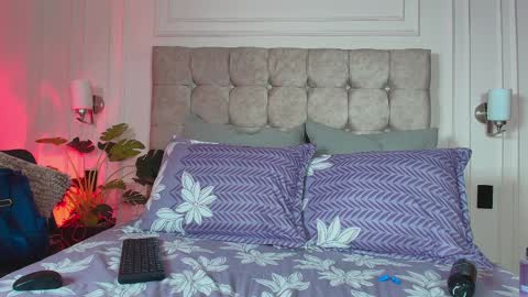 Snapshot of gabyevans4 chatting on 04/11/26, 12:20 GabyEvans online show from 04/11/26, 12:20