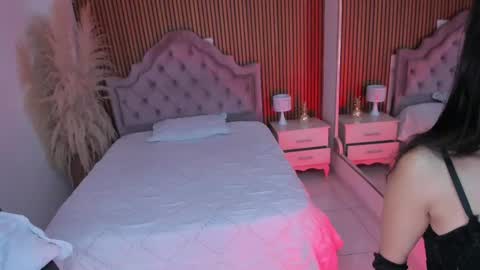 Snapshot of gabyowenss_ chatting on 04/16/26, 09:50 Gaby Owens online show from 04/16/26, 09:50