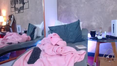 Gaby online show from 12/28/24, 03:37