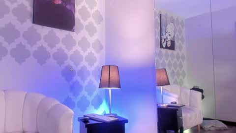 Snapshot of gabypetit chatting on 05/08/26, 11:59 Gaby online show from 05/08/26, 11:59