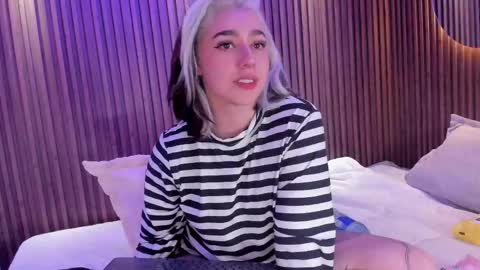 gabyrose9 online show from 04/17/26, 07:50