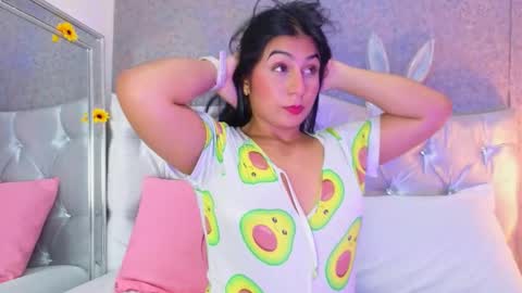 GABYTAYLOR online show from 10/23/25, 03:50