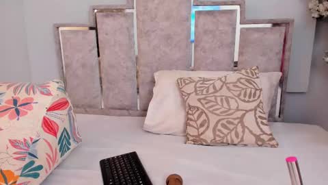 gabyyjones online show from 02/27/25, 11:20