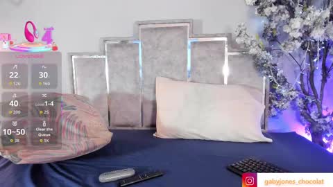 gabyyjones online show from 11/07/25, 11:21