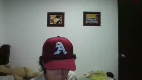 Snapshot of gadiel_sex chatting on 02/19/25, 11:06 gadiel_sex online show from 02/19/25, 11:06