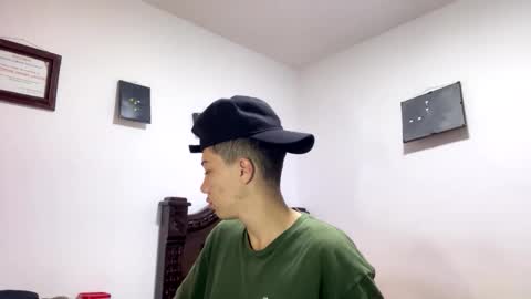 Snapshot of gadiel_sex chatting on 01/19/26, 11:03 gadiel_sex online show from 01/19/26, 11:03