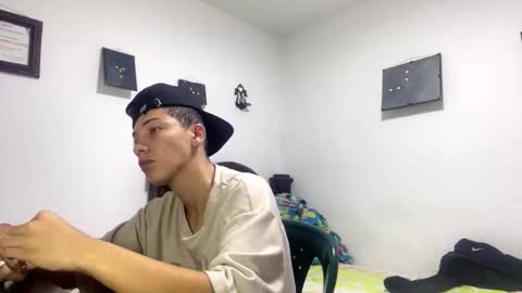 Snapshot of gadiel_sex chatting on 02/02/26, 09:08 gadiel_sex online show from 02/02/26, 09:08