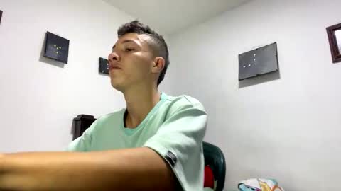 Snapshot of gadiel_sex chatting on 04/08/26, 10:59 gadiel_sex online show from 04/08/26, 10:59