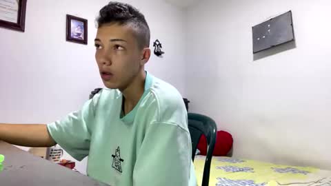 gadiel_sex online show from 05/24/26, 12:32