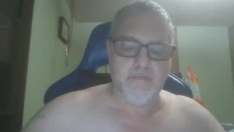 gadude45 online show from 10/26/25, 02:06