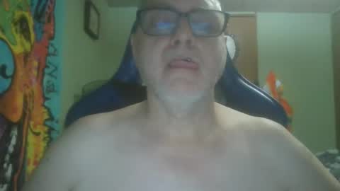 gadude45 online show from 11/18/25, 02:39