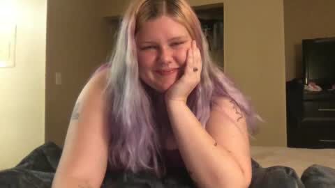 Snapshot of gaebaetae chatting on 12/25/24, 02:14 Eryn online show from 12/25/24, 02:14