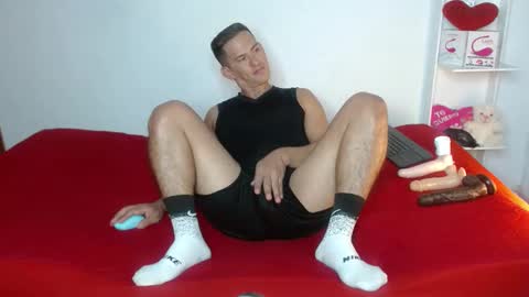 gael hot online show from 09/21/25, 09:38