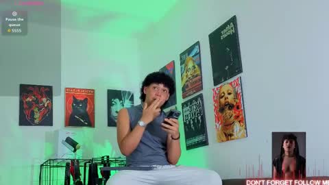 Gael Conner online show from 09/18/25, 02:02