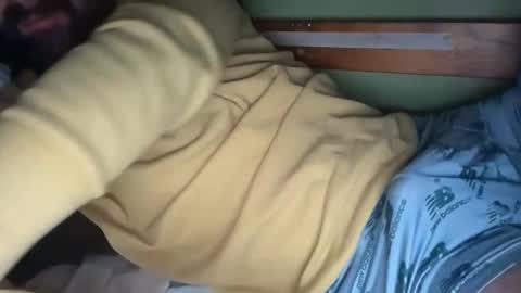 Snapshot of gaemboi69 chatting on 02/24/26, 06:11 gaemboi69 online show from 02/24/26, 06:11