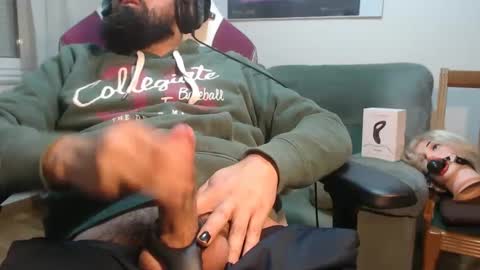 Snapshot of gag0nmyc0ck chatting on 12/21/24, 01:26 your master online show from 12/21/24, 01:26