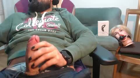 Snapshot of gag0nmyc0ck chatting on 12/27/24, 02:54 your master online show from 12/27/24, 02:54