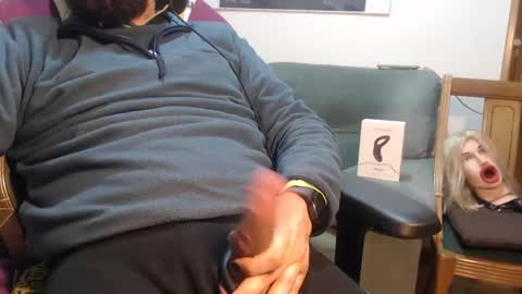 Snapshot of gag0nmyc0ck chatting on 01/12/25, 10:01 your master online show from 01/12/25, 10:01