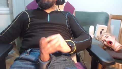 Snapshot of gag0nmyc0ck chatting on 02/24/25, 11:19 your master online show from 02/24/25, 11:19