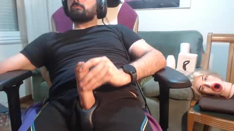 Snapshot of gag0nmyc0ck chatting on 03/11/25, 12:22 your master online show from 03/11/25, 12:22