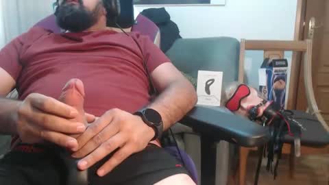 Snapshot of gag0nmyc0ck chatting on 09/10/25, 01:55 your master online show from 09/10/25, 01:55