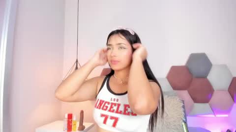 GahiaBelucci online show from 04/16/26, 06:19