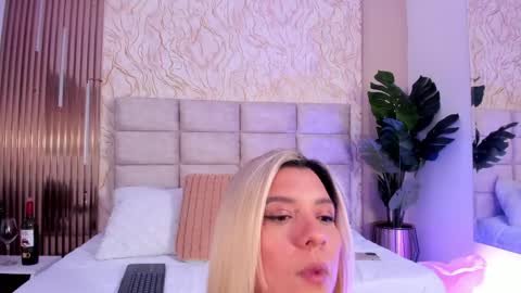 Snapshot of gaia_stonne chatting on 04/24/26, 12:51 gaia_stonne online show from 04/24/26, 12:51