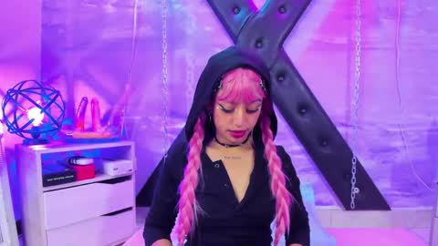 Snapshot of gaiia_uwu chatting on 05/14/26, 03:02 gaiia_uwu online show from 05/14/26, 03:02