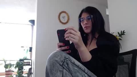 Snapshot of gaitan4 chatting on 01/23/25, 05:42 gaitan4 online show from 01/23/25, 05:42