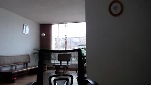 Snapshot of gaitan4 chatting on 03/06/25, 06:05 gaitan4 online show from 03/06/25, 06:05