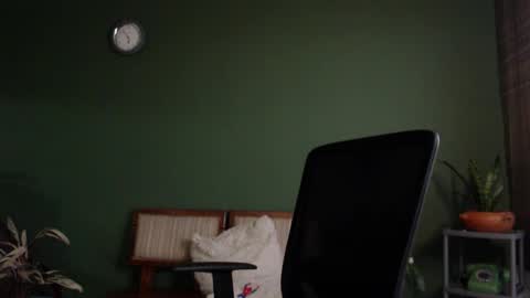 Snapshot of gaitan4 chatting on 09/13/25, 10:53 gaitan4 online show from 09/13/25, 10:53