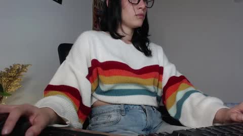 Snapshot of gaitan4 chatting on 04/05/26, 10:51 gaitan4 online show from 04/05/26, 10:51