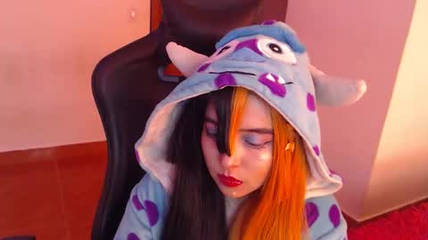 Kate 3 online show from 02/19/26, 09:22