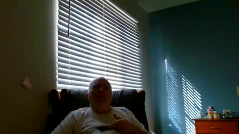 Snapshot of galacticfrank chatting on 05/16/26, 11:14 galacticfrank online show from 05/16/26, 11:14