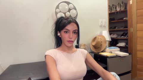 Snapshot of galileii chatting on 03/16/26, 01:26 galileii online show from 03/16/26, 01:26