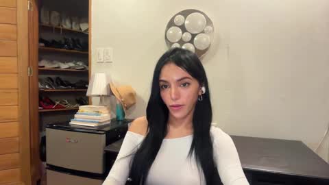 Snapshot of galileii chatting on 04/05/26, 11:40 galileii online show from 04/05/26, 11:40