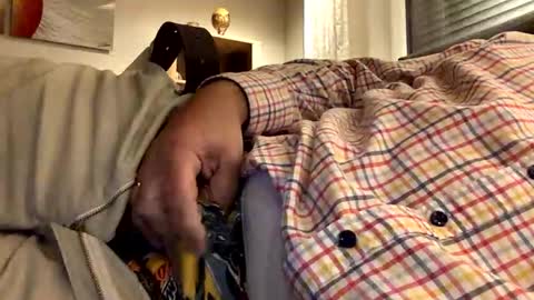 Snapshot of gallimanxxleu chatting on 05/13/26, 09:11 Stutzen online show from 05/13/26, 09:11