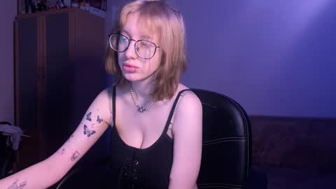 Snapshot of gamachu_ulfinaa chatting on 01/12/25, 10:54 GaamachuuUlfinaa online show from 01/12/25, 10:54