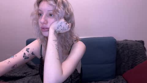 Snapshot of gamachu_ulfinaa chatting on 10/17/25, 07:16 GaamachuuUlfinaa online show from 10/17/25, 07:16