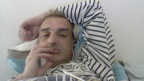 Snapshot of gamane3575 chatting on 06/11/26, 08:51 gamane3575 online show from 06/11/26, 08:51