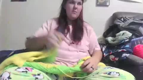 gamer202324 online show from 10/31/25, 02:45