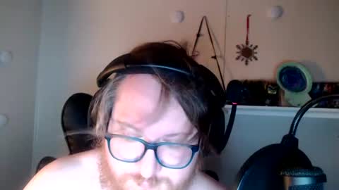 Snapshot of gamer_dong_water chatting on 06/14/26, 03:41 Gamer Dad online show from 06/14/26, 03:41