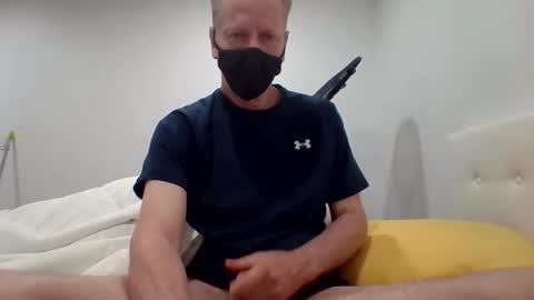 Snapshot of gamerboy200 chatting on 04/04/26, 05:10 gamerboy200 online show from 04/04/26, 05:10