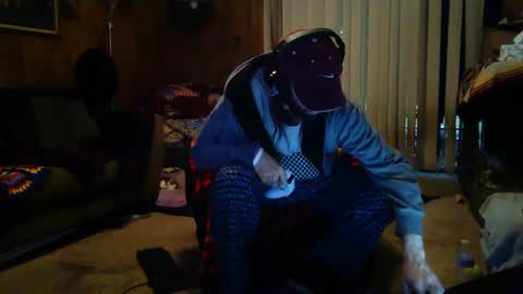 Snapshot of gamerfiend420 chatting on 10/14/25, 12:33 gamerfiend420 online show from 10/14/25, 12:33